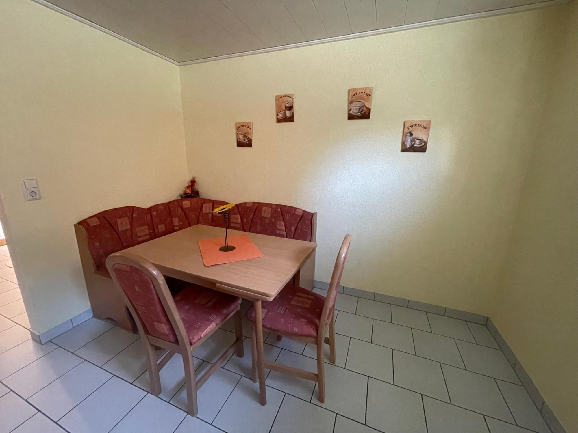 Haus Alexandra Apartment รูสท์ ภายนอก รูปภาพ